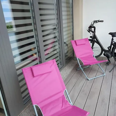 Kasprowicza 20 + Miejsce Parkingowe W Cenie. Kołobrzeg